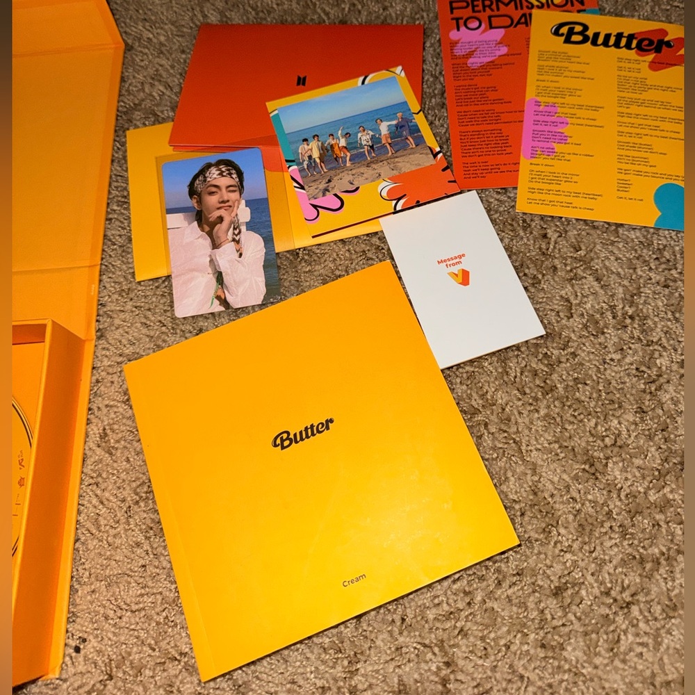 BTS Butter Album Cream With Photobook Lyric Cards Poster  And Disc See Photos